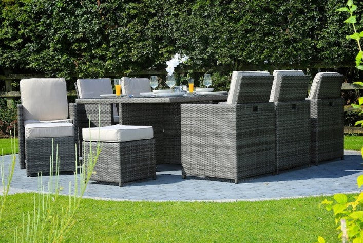 11-Piece Gray Outdoor Dining Set – 129'' x 76'' x 46''