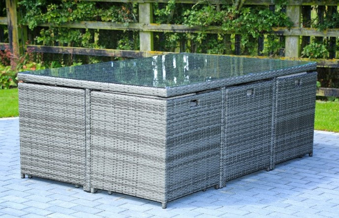 11-Piece Gray Outdoor Dining Set – 129'' x 76'' x 46''