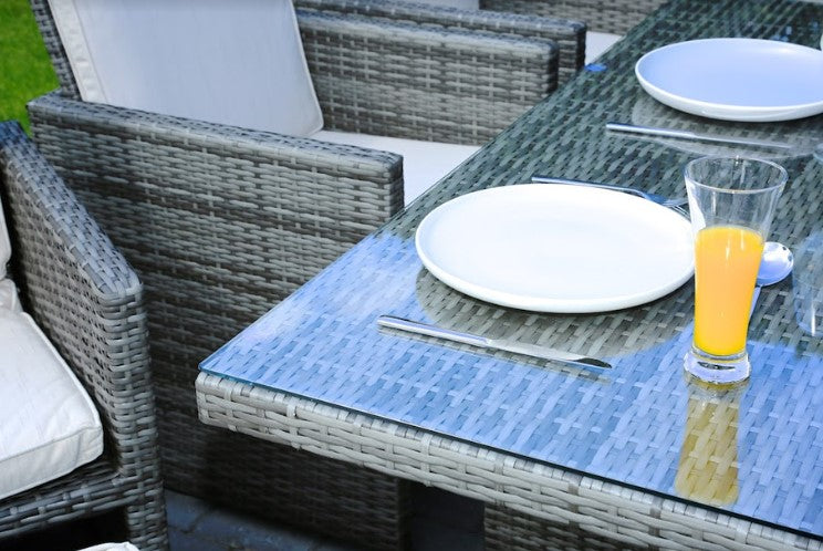 11-Piece Gray Outdoor Dining Set – 129'' x 76'' x 46''