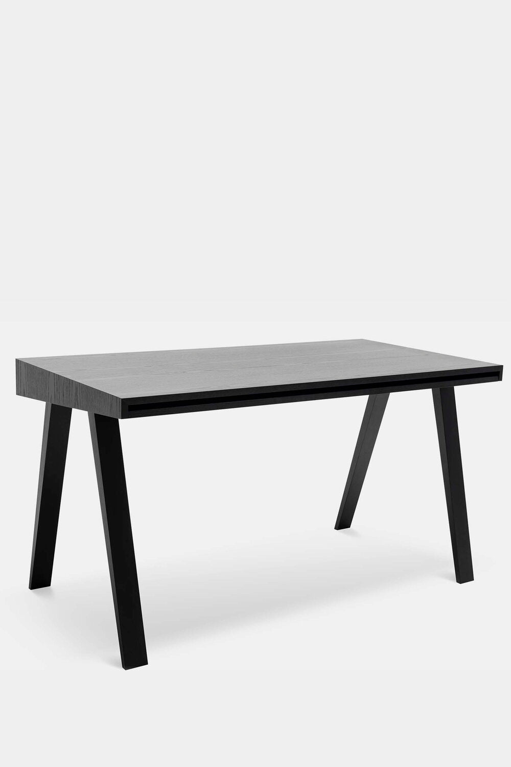 4.9 Desk – A Perfect Balance of Form & Function