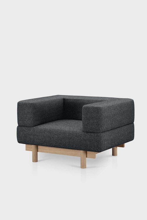 Alchemist Armchair – Timeless Elegance & Modern Craftsmanship