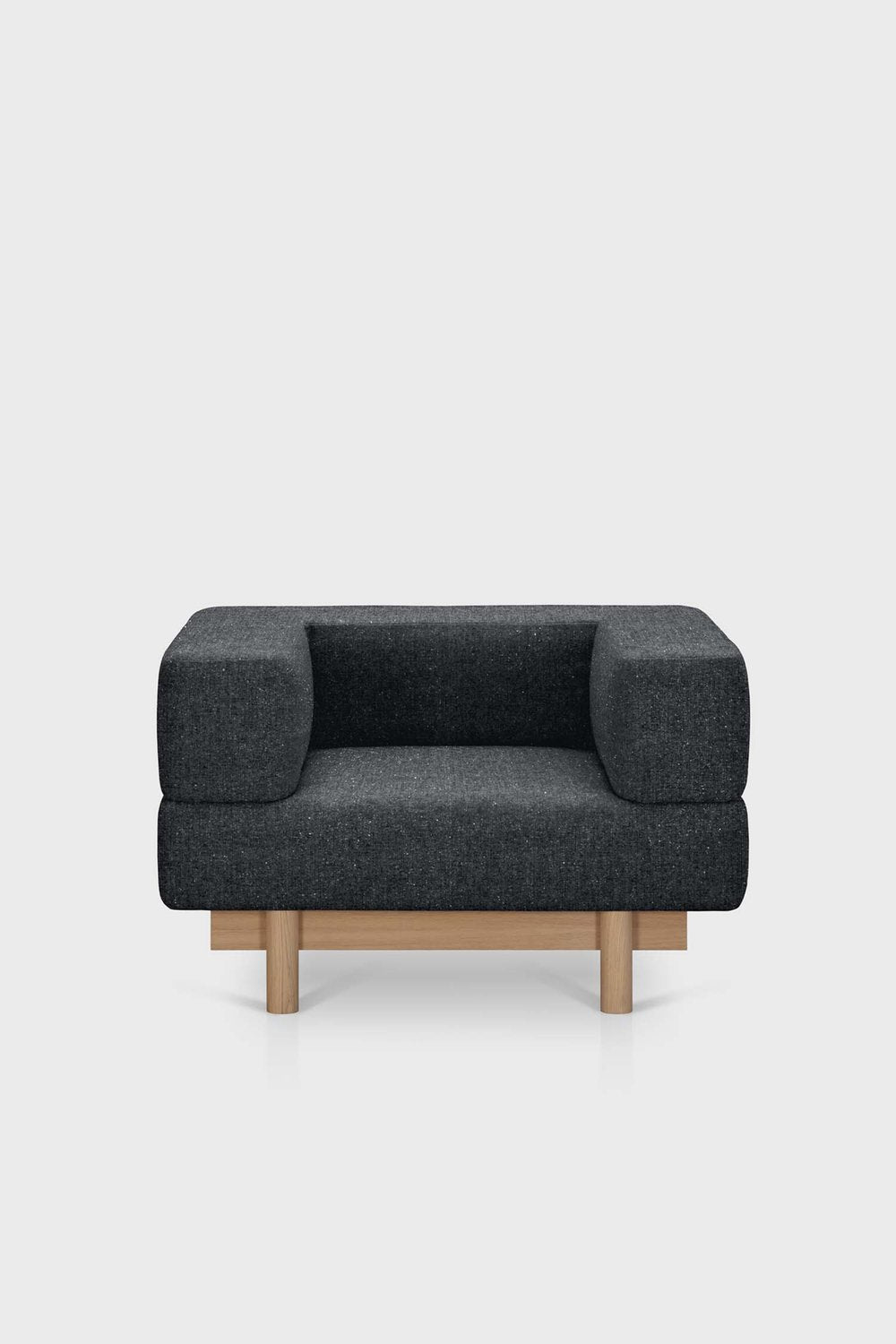 Alchemist Armchair – Timeless Elegance & Modern Craftsmanship