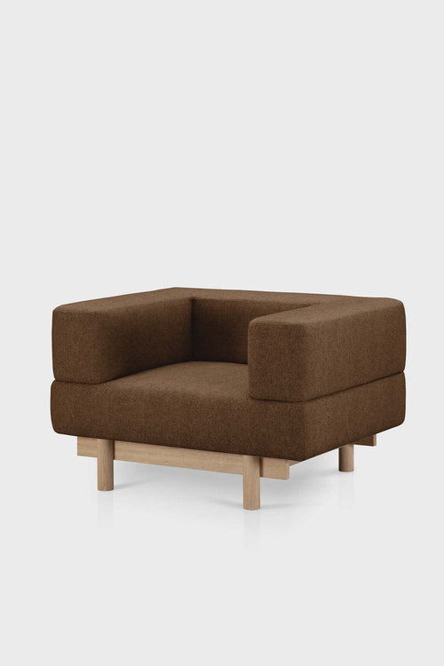 Alchemist Armchair – Timeless Elegance & Modern Craftsmanship