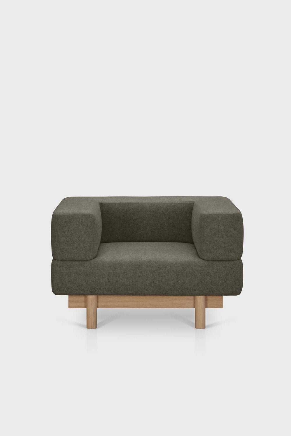 Alchemist Armchair – Timeless Elegance & Modern Craftsmanship
