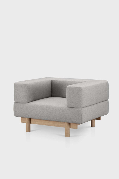 Alchemist Armchair – Timeless Elegance & Modern Craftsmanship