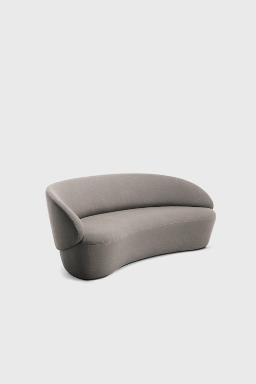 Naïve Sofa – Elegant Curved Design